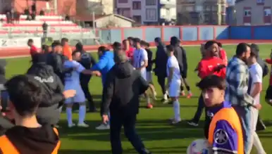 Bartınspor, Sinopspor'u 1-0 Yendi, Saha Karıştı!