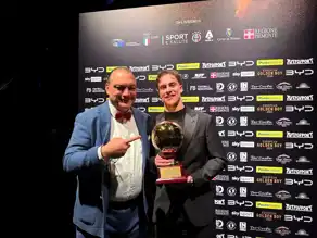 Kenan Yıldız, 'Golden Boy Web' Ödülünün Sahibi!