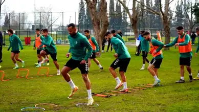 Sakaryaspor, Manisa FK'yı Yeni Sakarya'da Ağırlayacak