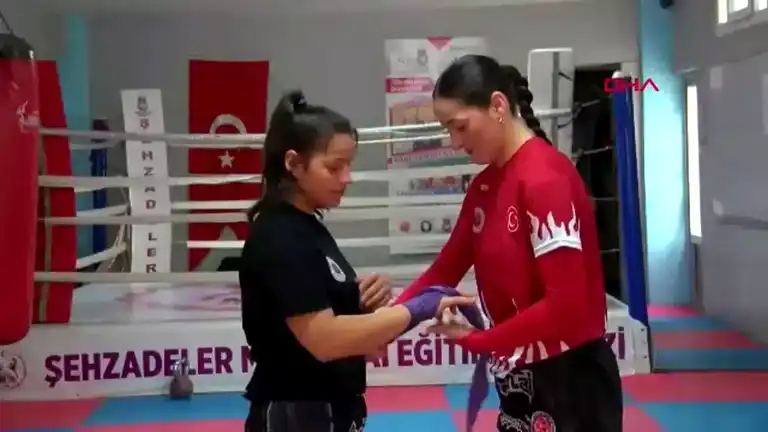 Aykoç Kardeşlerden Muay Thai Başarısı