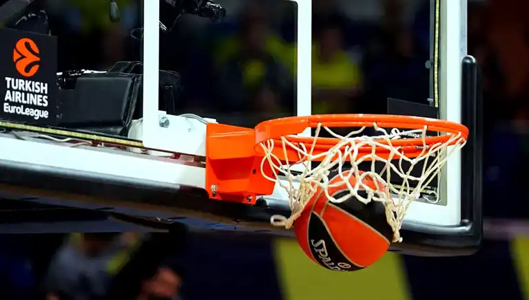 Olympiakos, EuroLeague'de Zirvede!