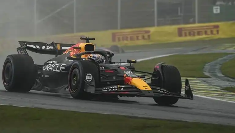 F1'de Yeni Bir Yarış Heyecanı Başlıyor!