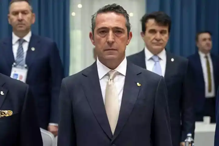 Fenerbahçe'nin Borcu Eriyor, Sponsorluk Geliri Patlıyor!