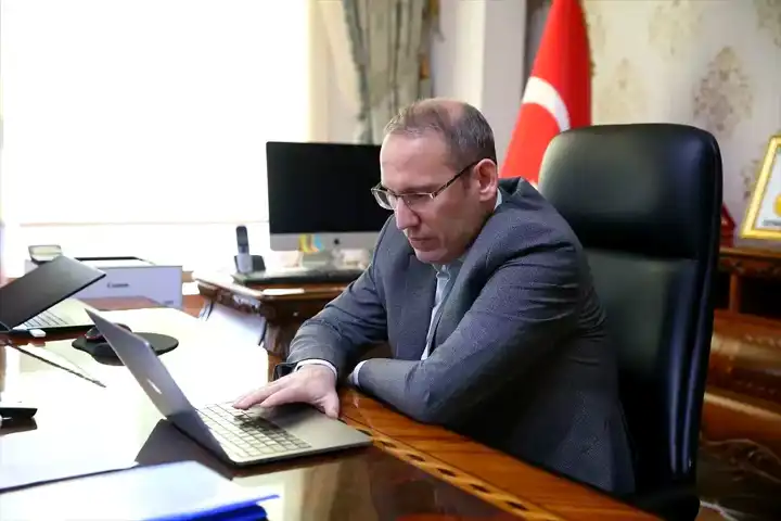 KSÜ Rektörü ve Türkoğlu Kaymakamı, AA'nın 