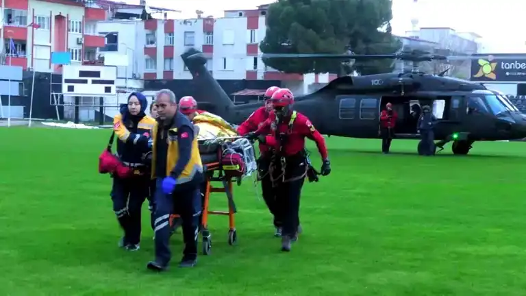 Motokroscu Uçurumdan Düştü, Helikopterle Kurtarıldı