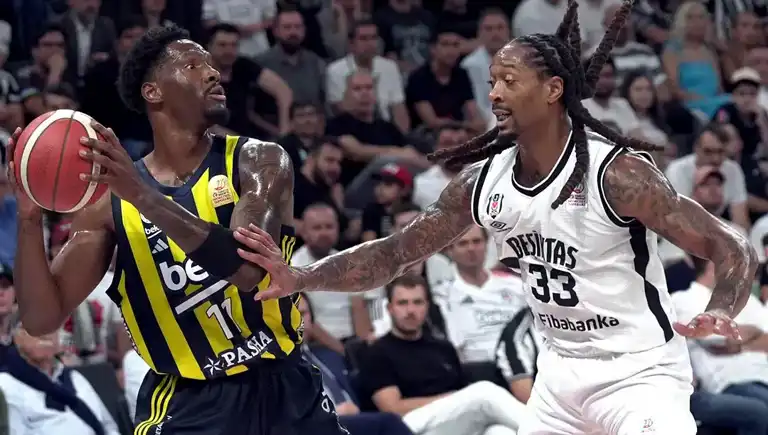 Fenerbahçe Şampiyonluğa Çok Yakın! Beşiktaş Umutsuz Değil