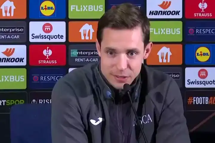 Anderlecht Teknik Direktörü'nün Tercümanı Sosyal Medyayı Salladı!