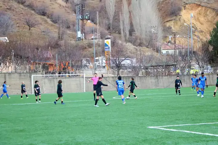 Yüksekova Spor, Liderliği Koruyor!